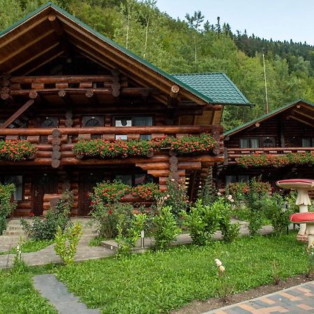 Hotel Complex Adora à Bicaz Extérieur photo