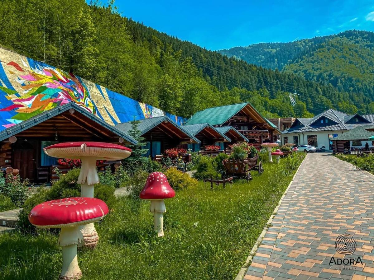Hotel Complex Adora à Bicaz Extérieur photo